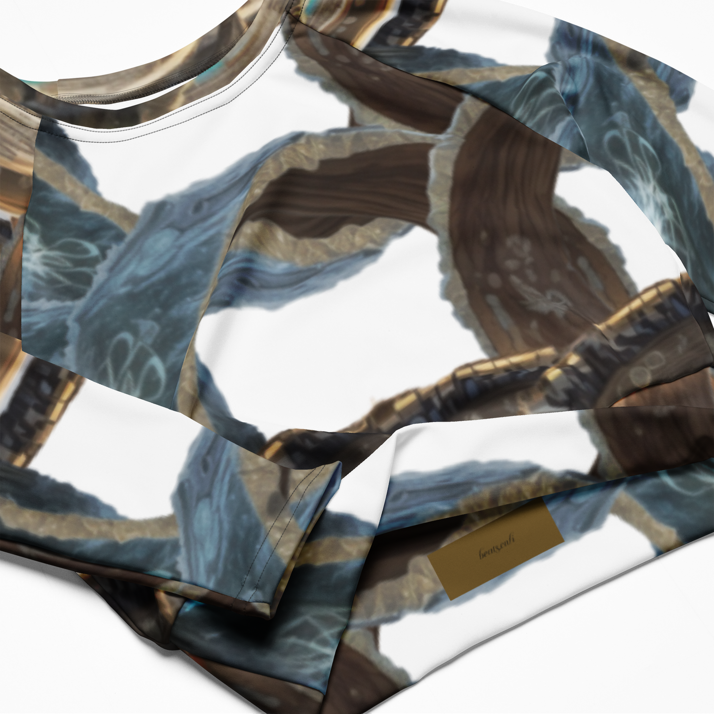 Recycled long-sleeve crop top