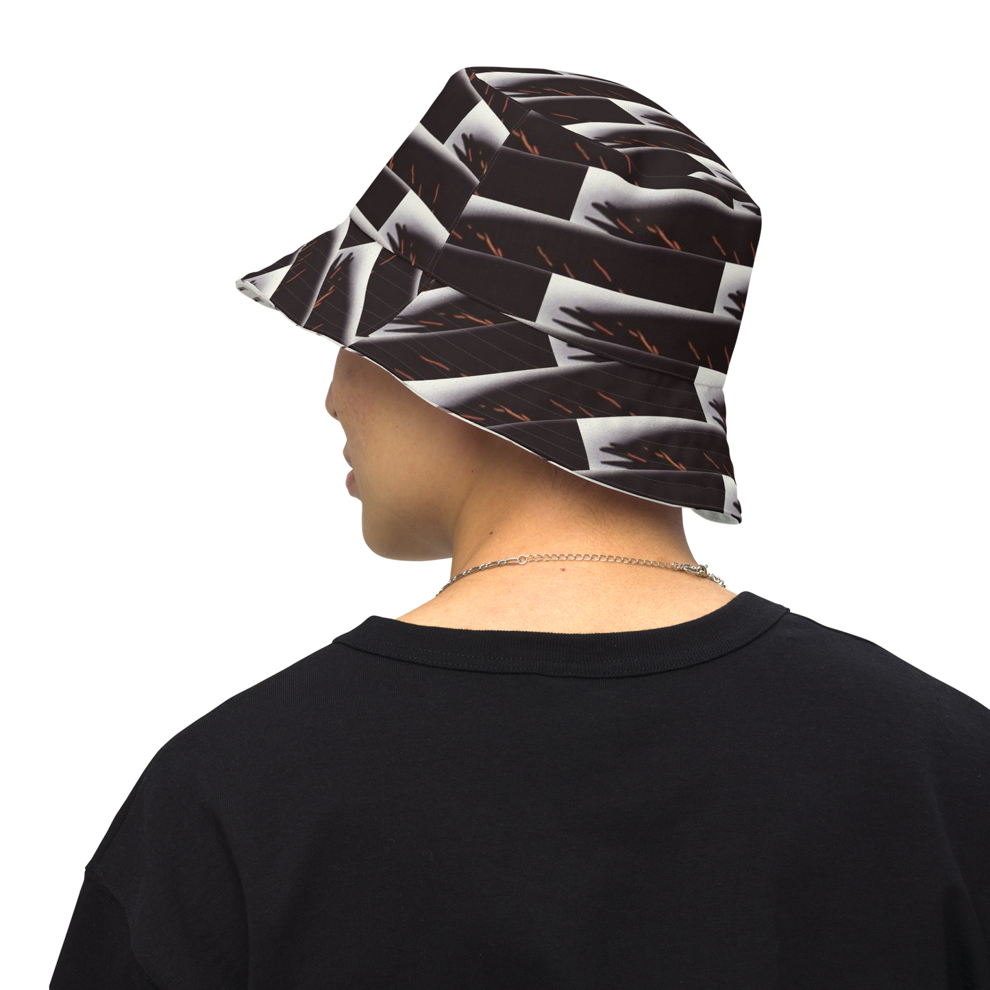Reversible bucket hat