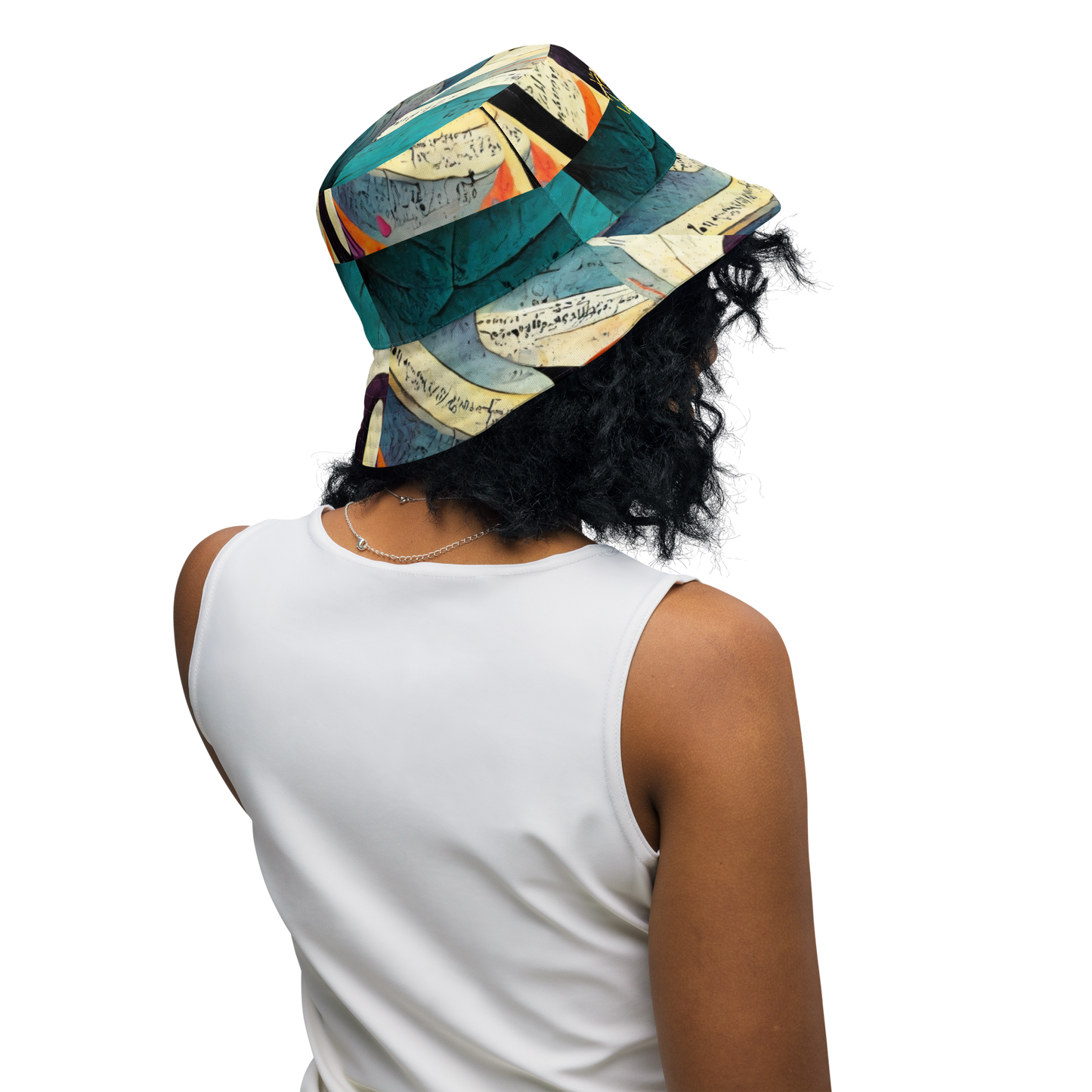 Reversible bucket hat
