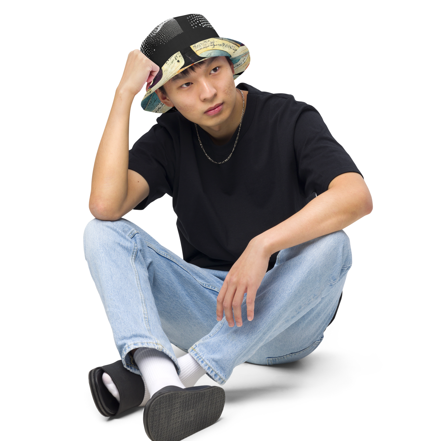 Reversible bucket hat