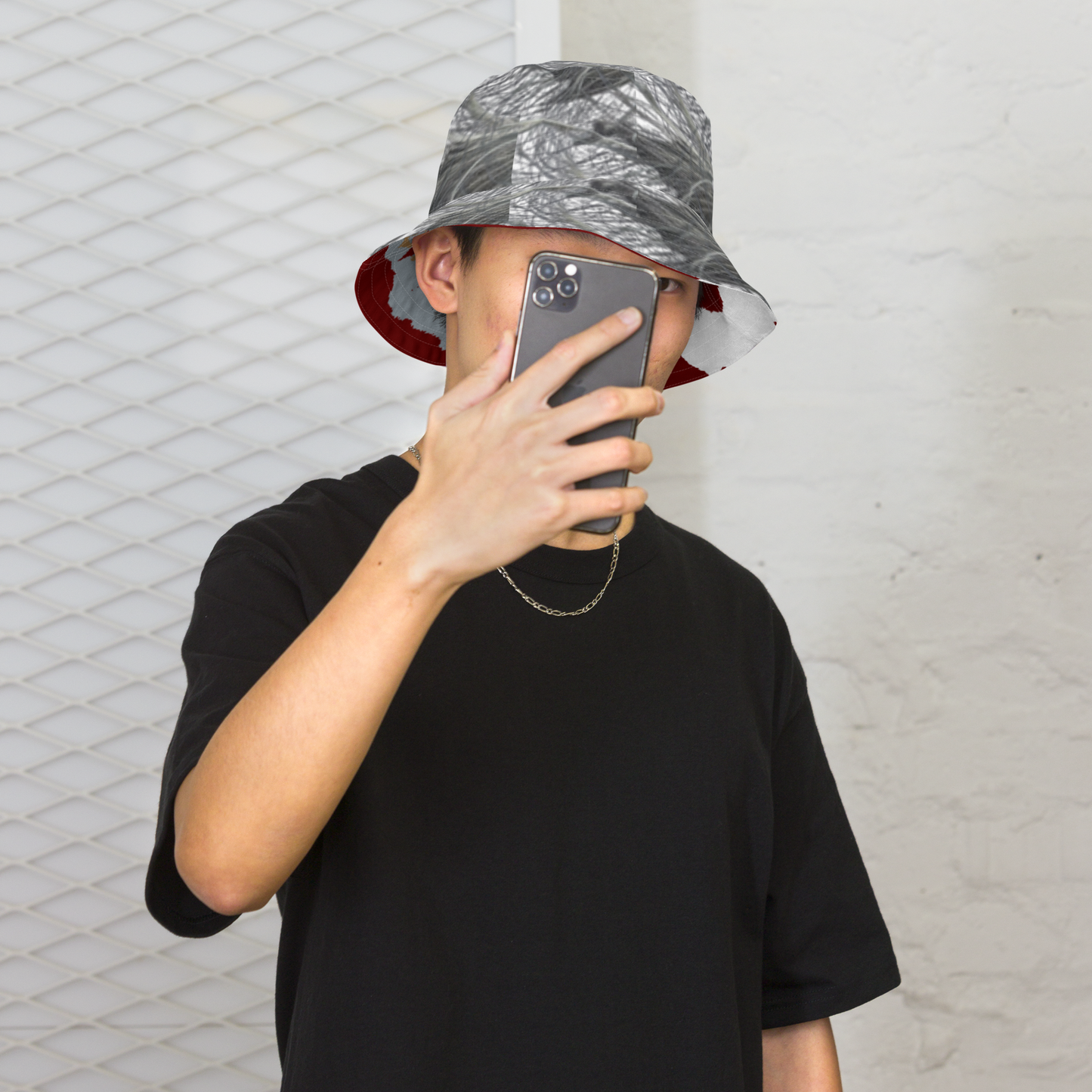 Reversible bucket hat