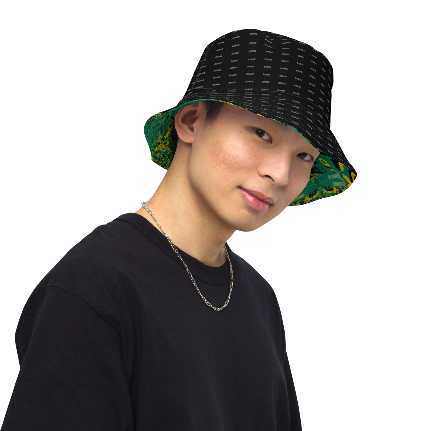 Reversible bucket hat