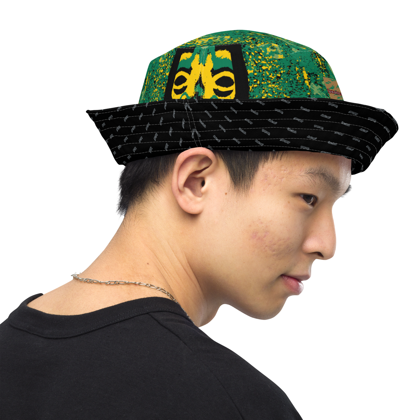 Reversible bucket hat