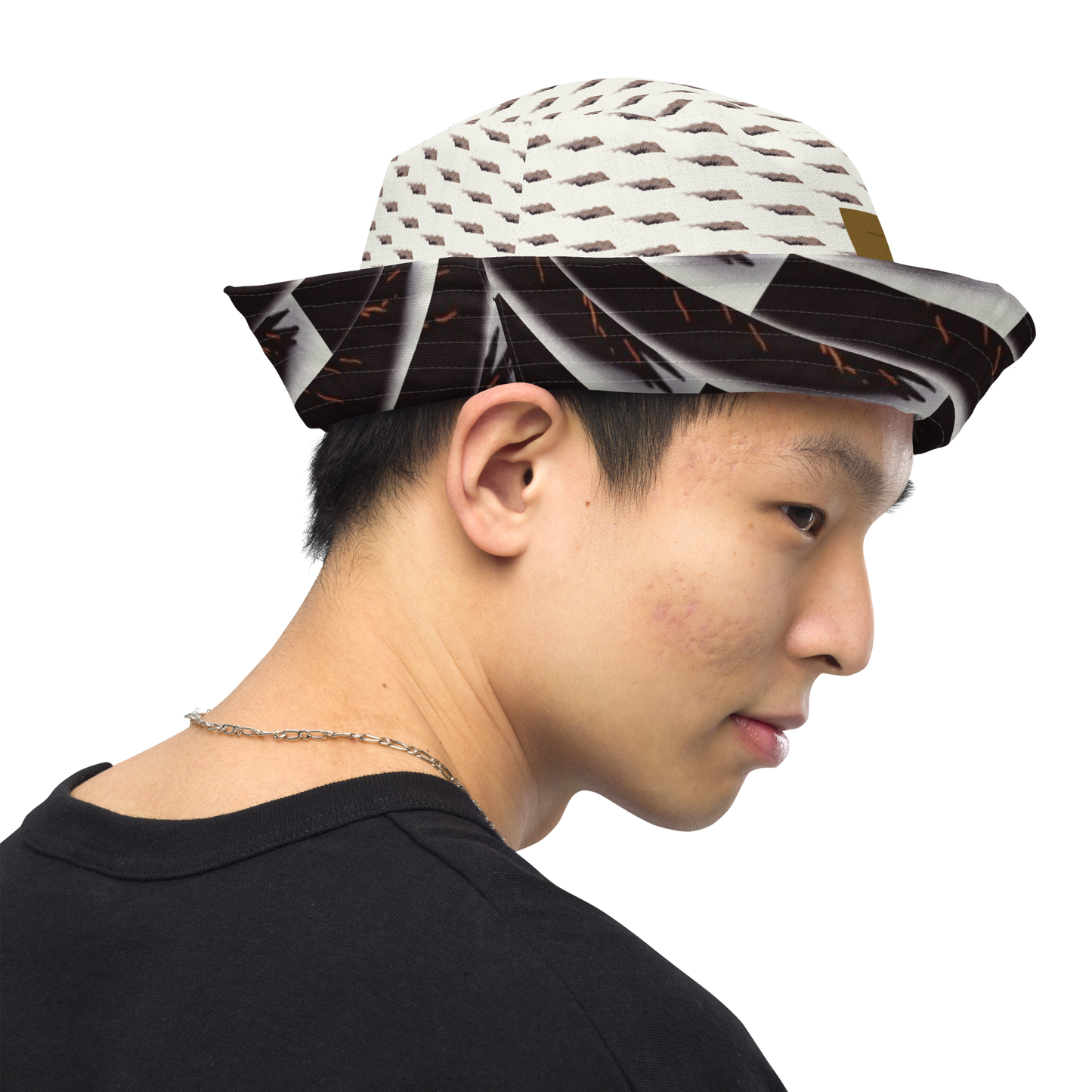 Reversible bucket hat