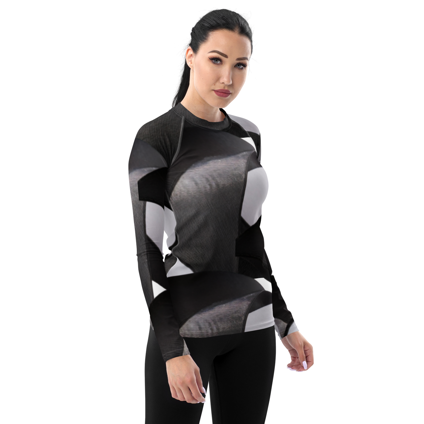 Constructed from 82% polyester ,18% spandex, this rash guard features a soft, four-way stretch fabric that contours perfectly to your body. Engage confidently; with your skin safeguarded against damaging UV rays, its UPF 50+ protection ensures that ultimate protection. beats.cali’s rash guards are built for endurance