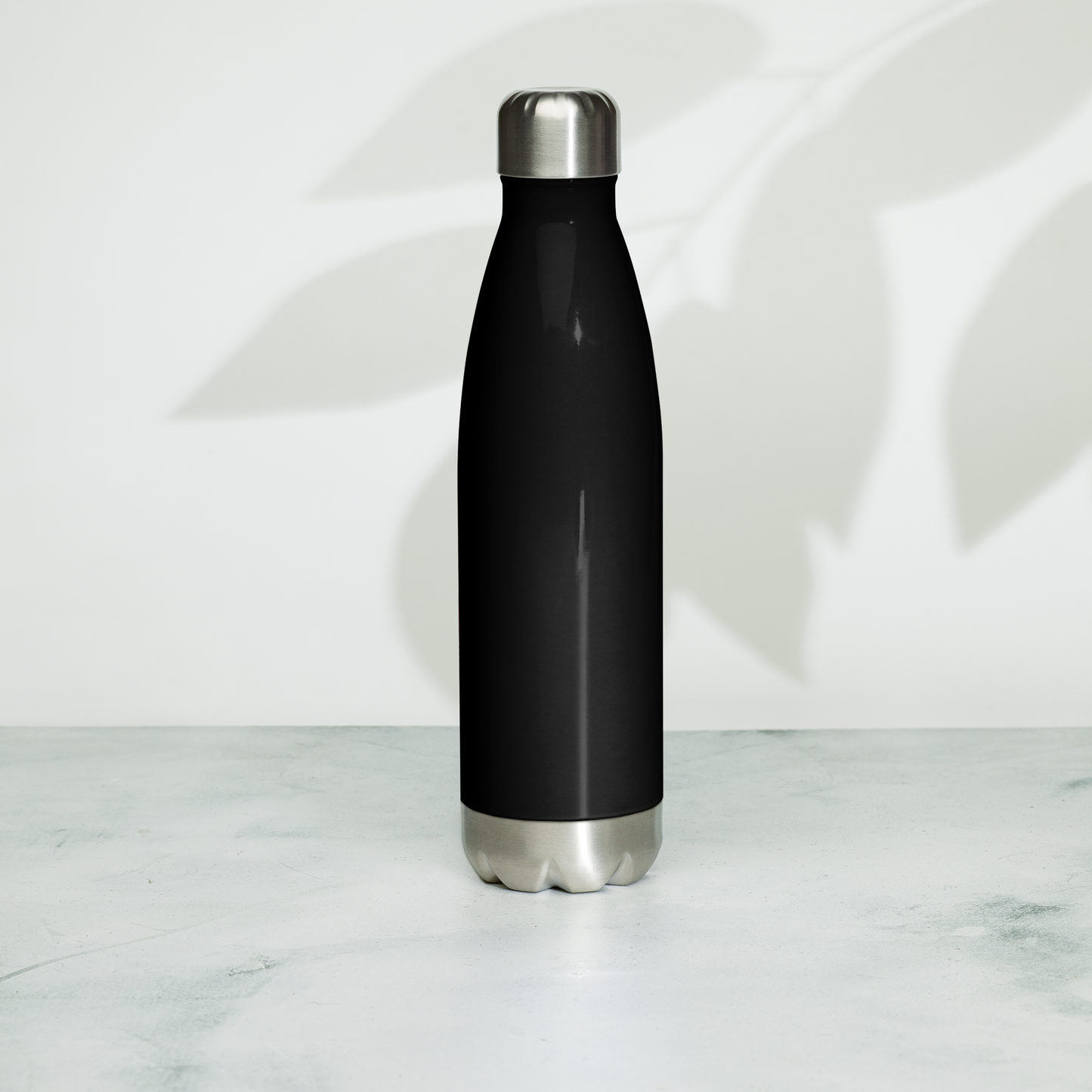 Stay refreshed and hydrated throughout your day with the Beats.Cali stainless steel water bottle, whether you're commuting, hiking, or simply on the move. Crafted with high-grade stainless steel and featuring a double-walled design, this water bottle keeps your beverages hot or cold for hours. Its odourless and leak-proof cap ensures worry-free use on the go.