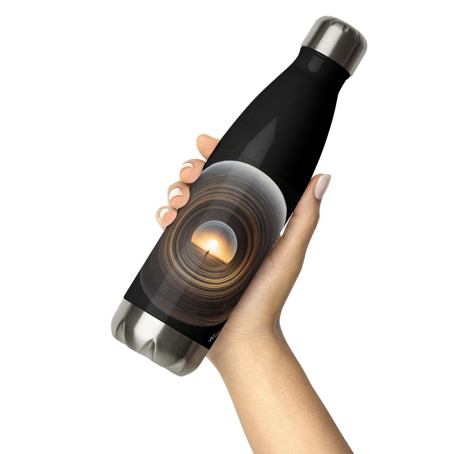 This beats.cali 17-ounce, double-walled stainless steel water bottle is ideal for your daily activities. It will maintain the temperature of your beverage, hot or cold, for hours. Additionally, it has an odour- and leak-proof cap. Place it in your car's cup holder on your way to work, bring it along on hikes, or pack it in your bag for whenever you're thirsty.