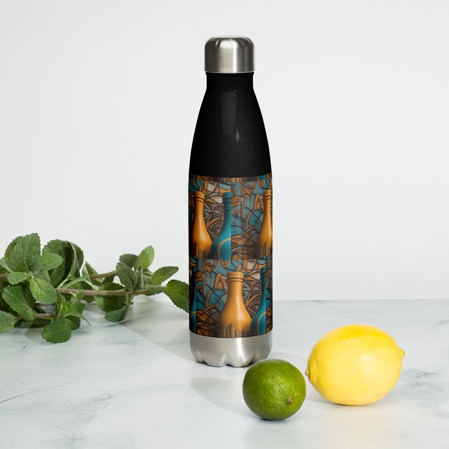 This beats.cali 17-ounce, double-walled stainless steel water bottle is ideal for your daily activities. It will maintain the temperature of your beverage, hot or cold, for hours. Additionally, it has an odour- and leak-proof cap. Place it in your car's cup holder on your way to work, bring it along on hikes, or pack it in your bag for whenever you're thirsty.