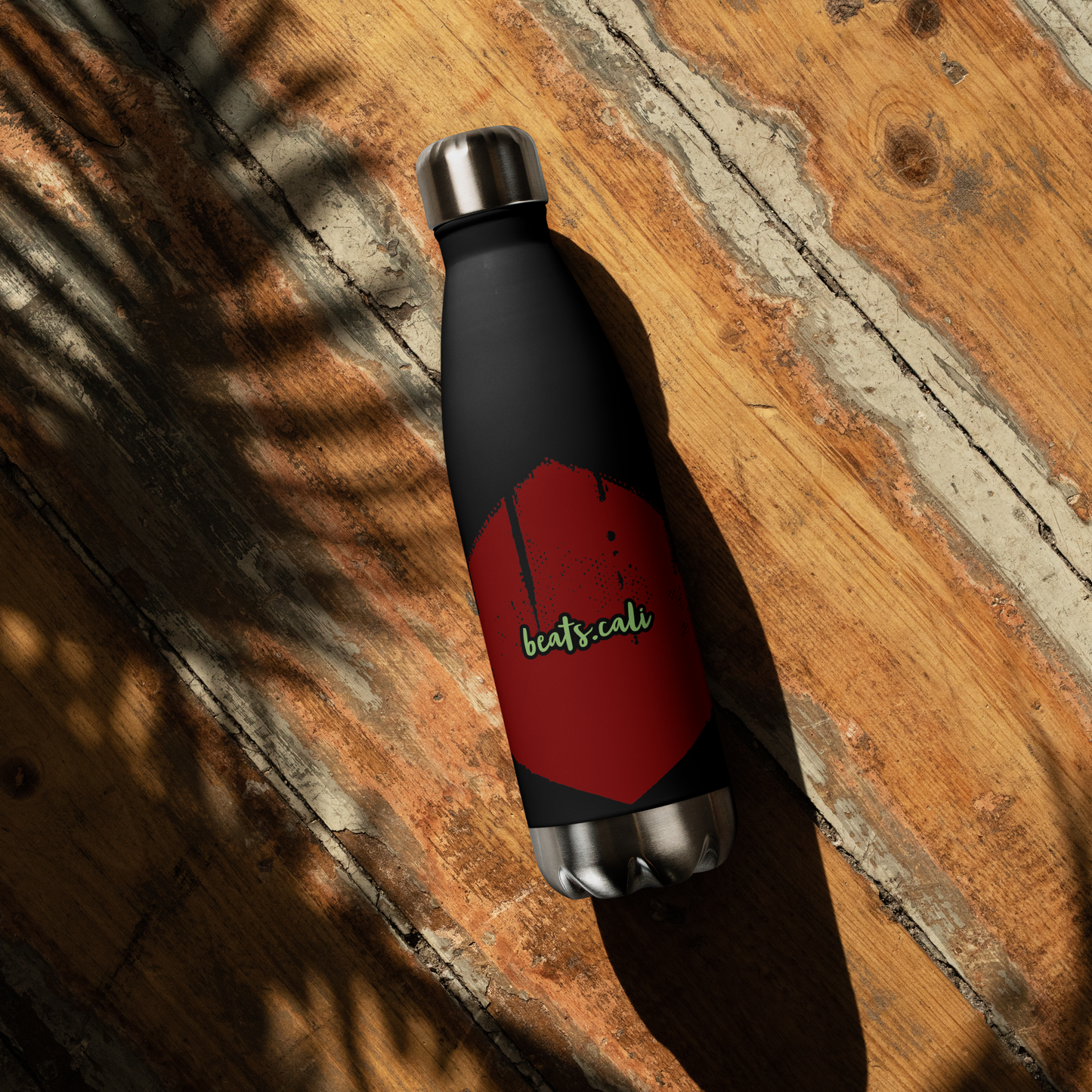 Stainless steel water bottle