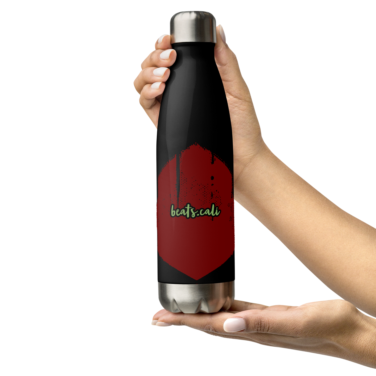Stay refreshed and hydrated throughout your day with the Beats.Cali stainless steel water bottle, whether you're commuting, hiking, or simply on the move. Crafted with high-grade stainless steel and featuring a double-walled design, this water bottle keeps your beverages hot or cold for hours. Its odourless and leak-proof cap ensures worry-free use on the go.