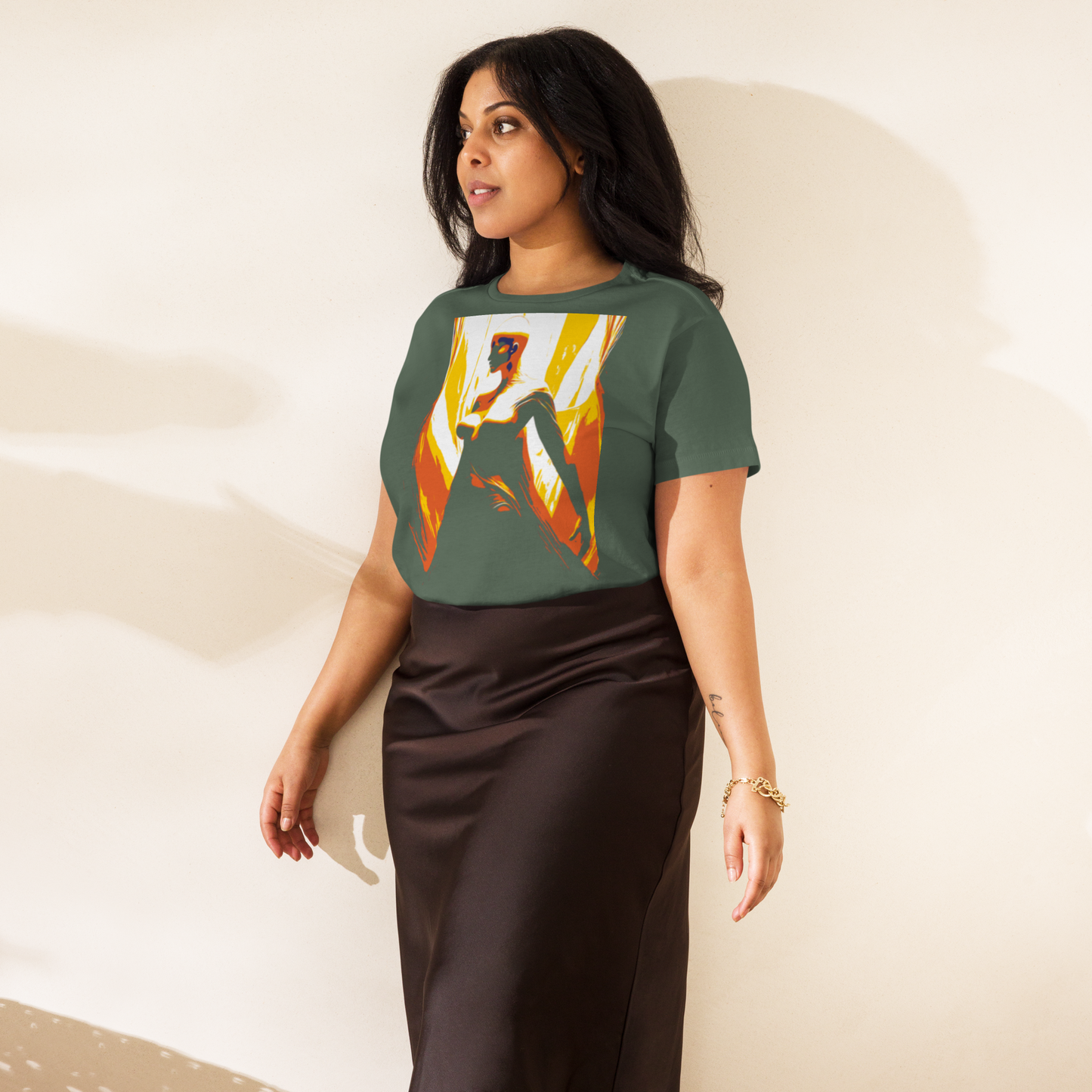 Women’s high-waisted t-shirt