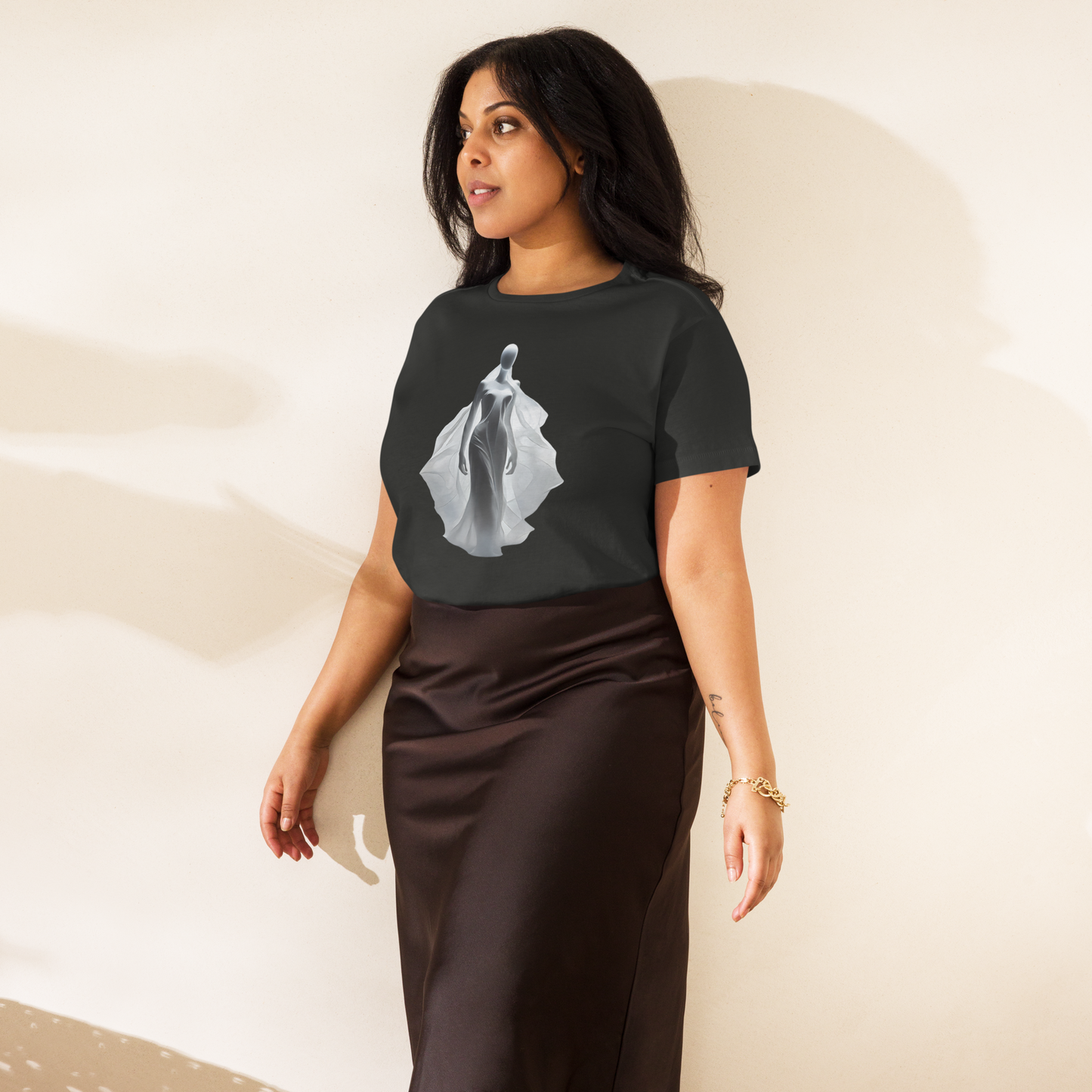 Women’s high-waisted t-shirt