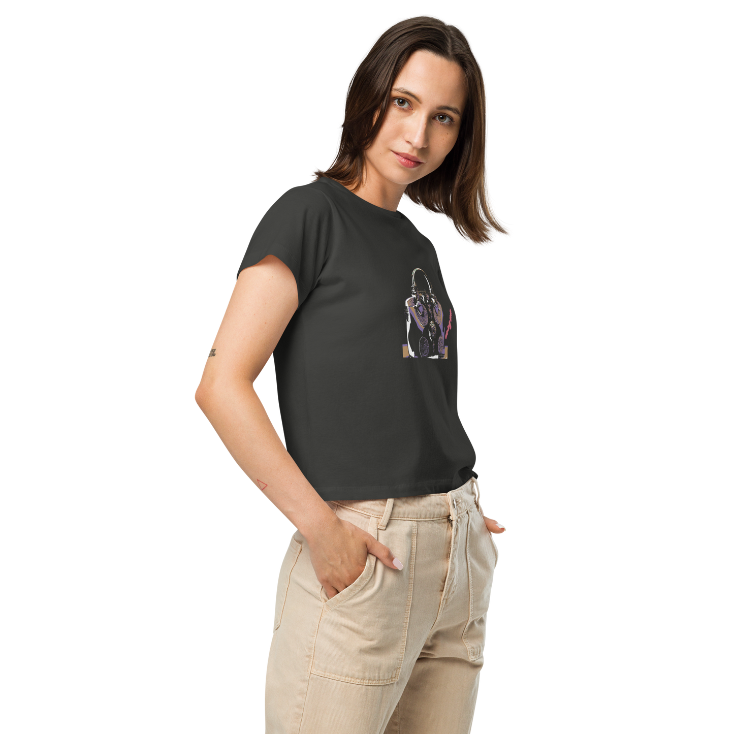 Women’s high-waisted t-shirt