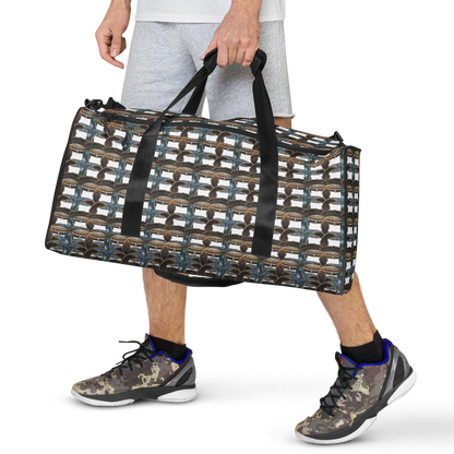 BEATS.CALI duffle bag is built to last. Its robust construction, featuring 100% polyester with black interlining, ensures it can handle the demands of your busiest days. With a generous interior space measuring 22" x 11.5" x 11.5", staying organized has never been easier. Utilize the multiple pockets, including a secure zipper pocket, to keep your essentials within reach.&nbsp; our duffle bag ensures stability with T-piping, providing peace of mind as you navigate daily.