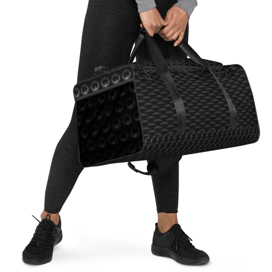 BEATS.CALI duffle bag is built to last. Its robust construction, featuring 100% polyester with black interlining, ensures it can handle the demands of your busiest days. With a generous interior space measuring 22" x 11.5" x 11.5", staying organized has never been easier. Utilize the multiple pockets, including a secure zipper pocket, to keep your essentials within reach.&nbsp; our duffle bag ensures stability with T-piping, providing peace of mind as you navigate daily.
