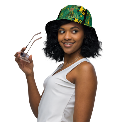 Reversible bucket hat
