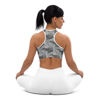  Crafted with precision from compression fabric and sports mesh lining, this sports bra delivers unmatched support for high-impact activities. With its double-layered front and reinforced shoulder straps, it offers stability and comfort, empowering you to tackle any workout challenge with confidence. But what truly sets it apart is beats.cali's distinctive artistic flair, transforming this bra into a fashion statement that transcends the gym.