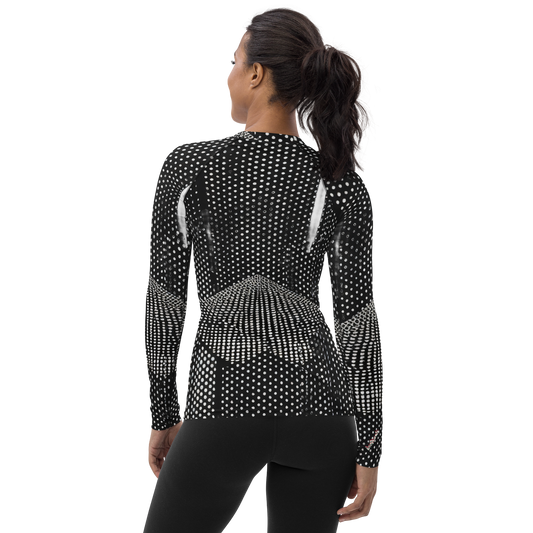 Constructed from 82% polyester ,18% spandex, this rash guard features a soft, four-way stretch fabric that contours perfectly to your body. Engage confidently; with your skin safeguarded against damaging UV rays, its UPF 50+ protection ensures that ultimate protection. beats.cali’s rash guards are built for endurance