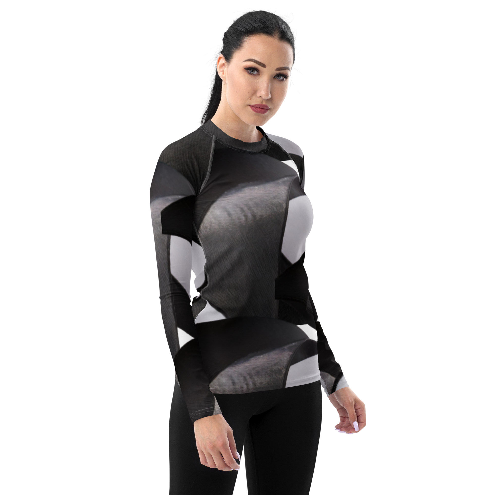 Constructed from 82% polyester ,18% spandex, this rash guard features a soft, four-way stretch fabric that contours perfectly to your body. Engage confidently; with your skin safeguarded against damaging UV rays, its UPF 50+ protection ensures that ultimate protection. beats.cali’s rash guards are built for endurance