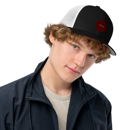 Closed-back trucker cap