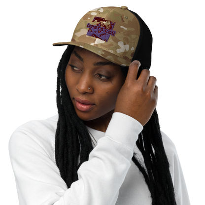 Closed-back trucker cap