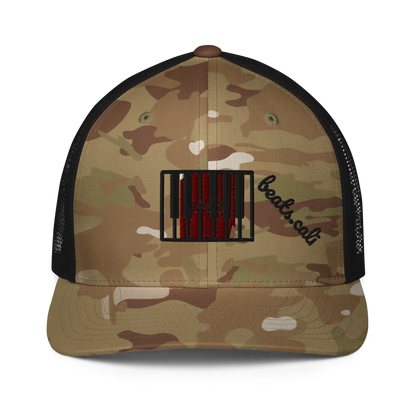 Closed-back trucker cap