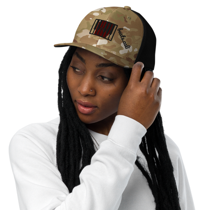 Closed-back trucker cap
