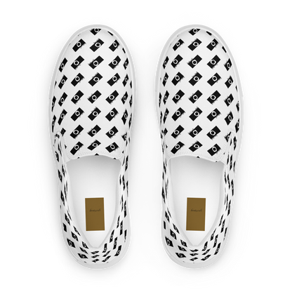 Men’s slip-on canvas shoes