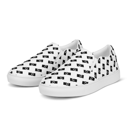 Men’s slip-on canvas shoes
