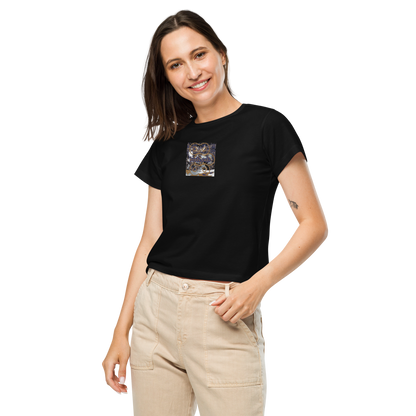 Women’s high-waisted t-shirt