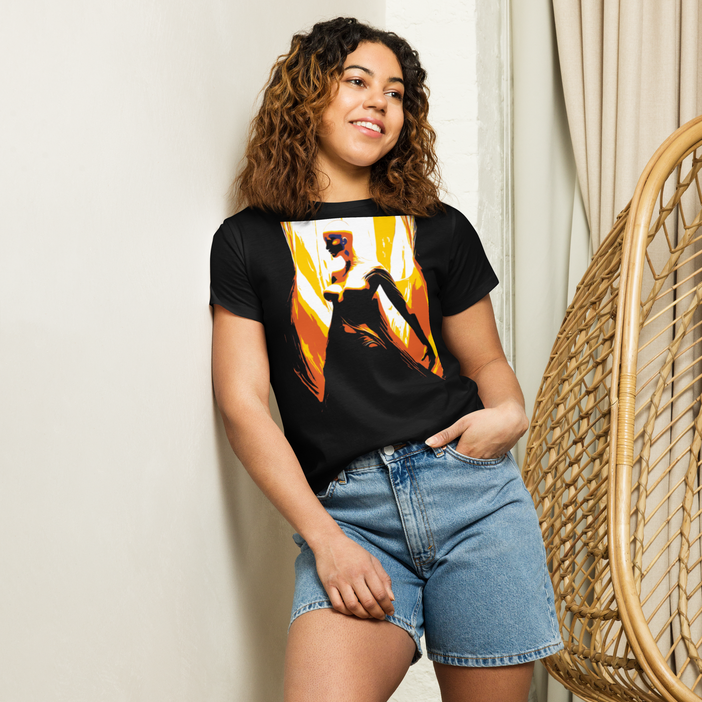Women’s high-waisted t-shirt
