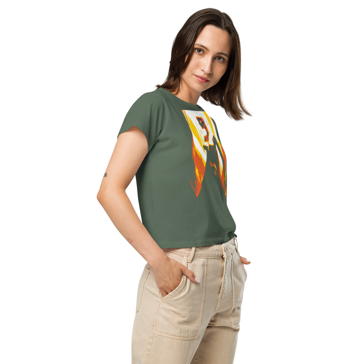 Women’s high-waisted t-shirt