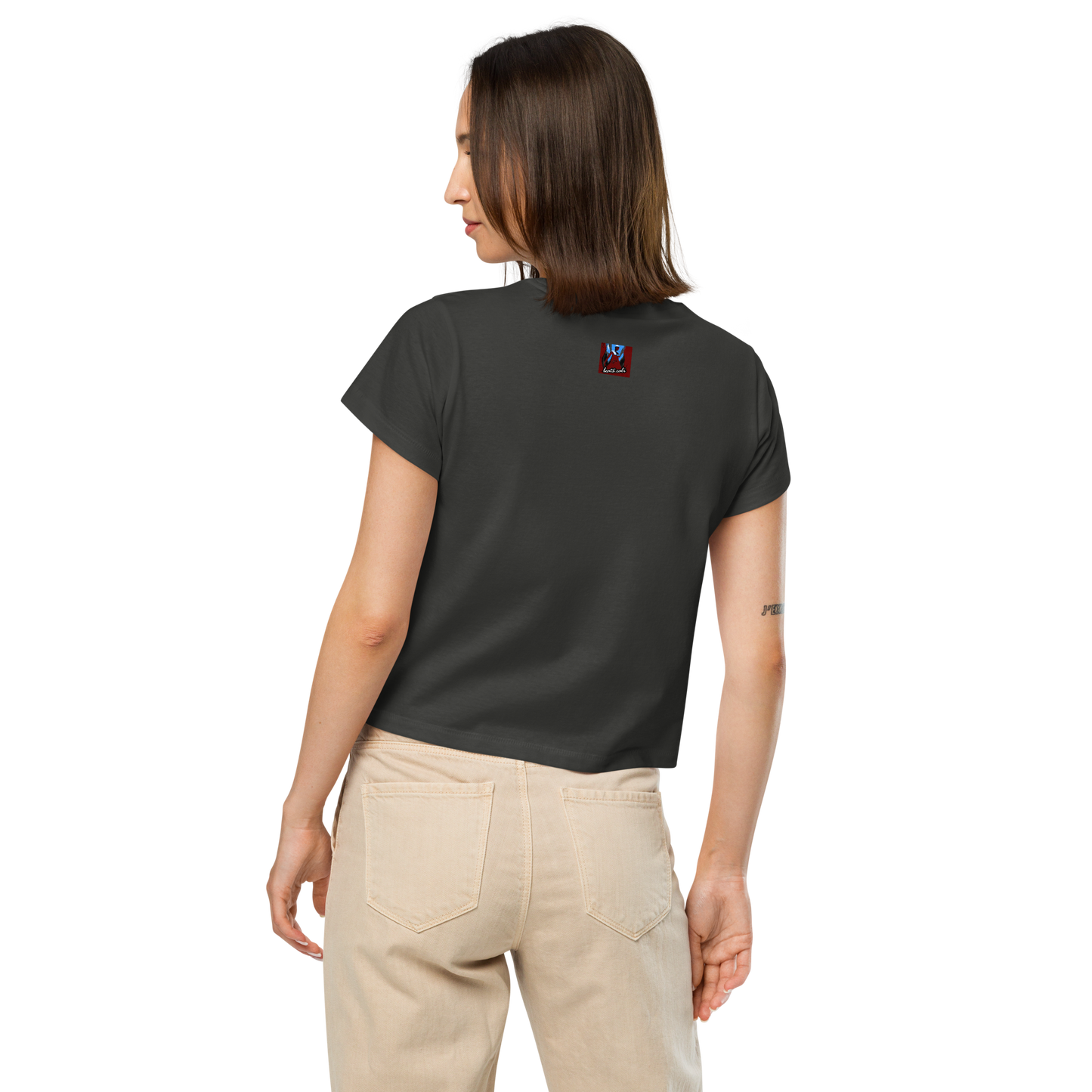 Women’s high-waisted t-shirt